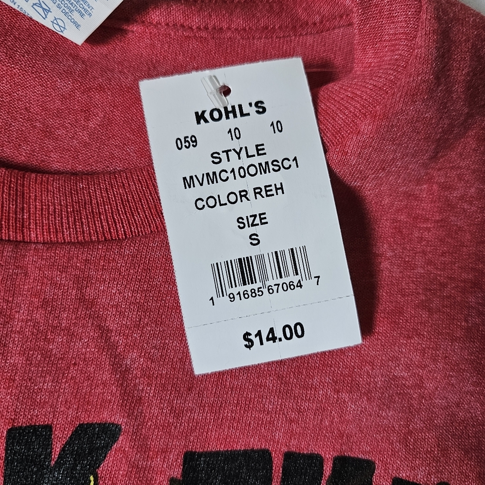 SALE! New Marvel Comics Hulk Holiday T Shirt Size S Red Short Sleeve NWT - Picture 10 of 10